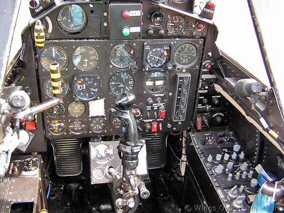Cockpit fouga 1